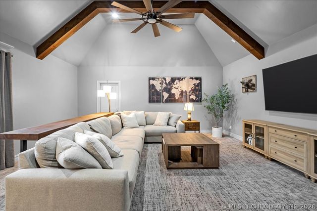 17845 E Falcon Pass, Owasso, OK 74055