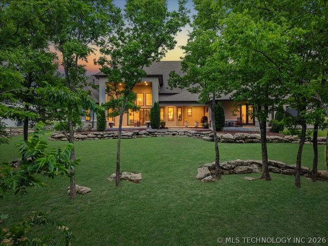 17845 E Falcon Pass, Owasso, OK 74055