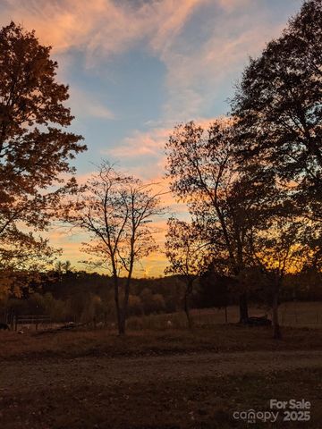 499 Indian Hill Road, Olin, NC 28660