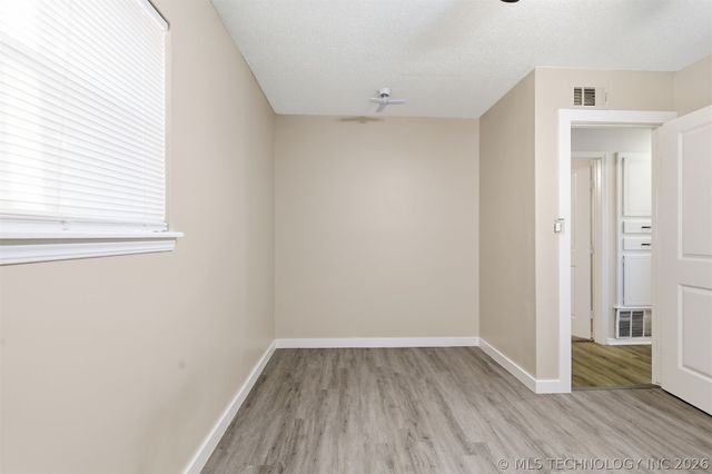 2206 S 131st East Avenue, Tulsa, OK 74134