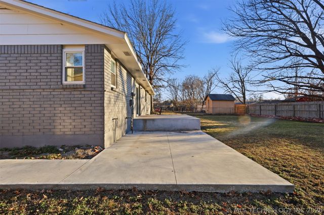 2206 S 131st East Avenue, Tulsa, OK 74134