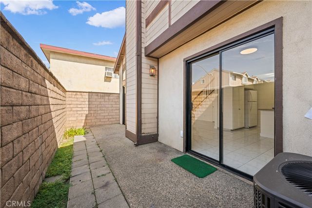6060 Oak Street M, Huntington Park, CA 90255