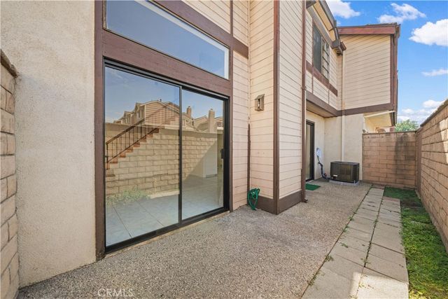 6060 Oak Street M, Huntington Park, CA 90255