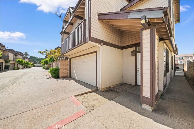 6060 Oak Street M, Huntington Park, CA 90255