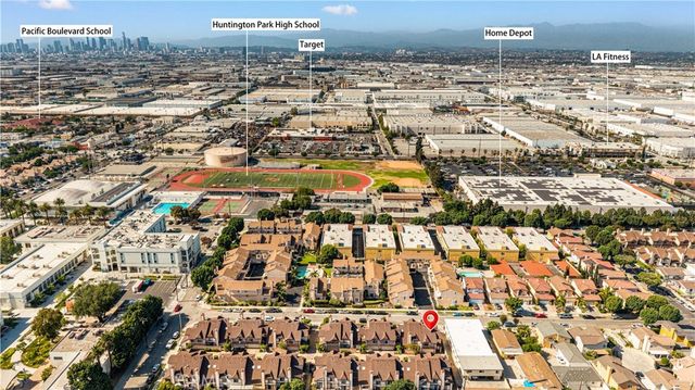 6060 Oak Street M, Huntington Park, CA 90255