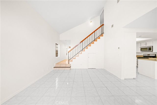 6060 Oak Street M, Huntington Park, CA 90255