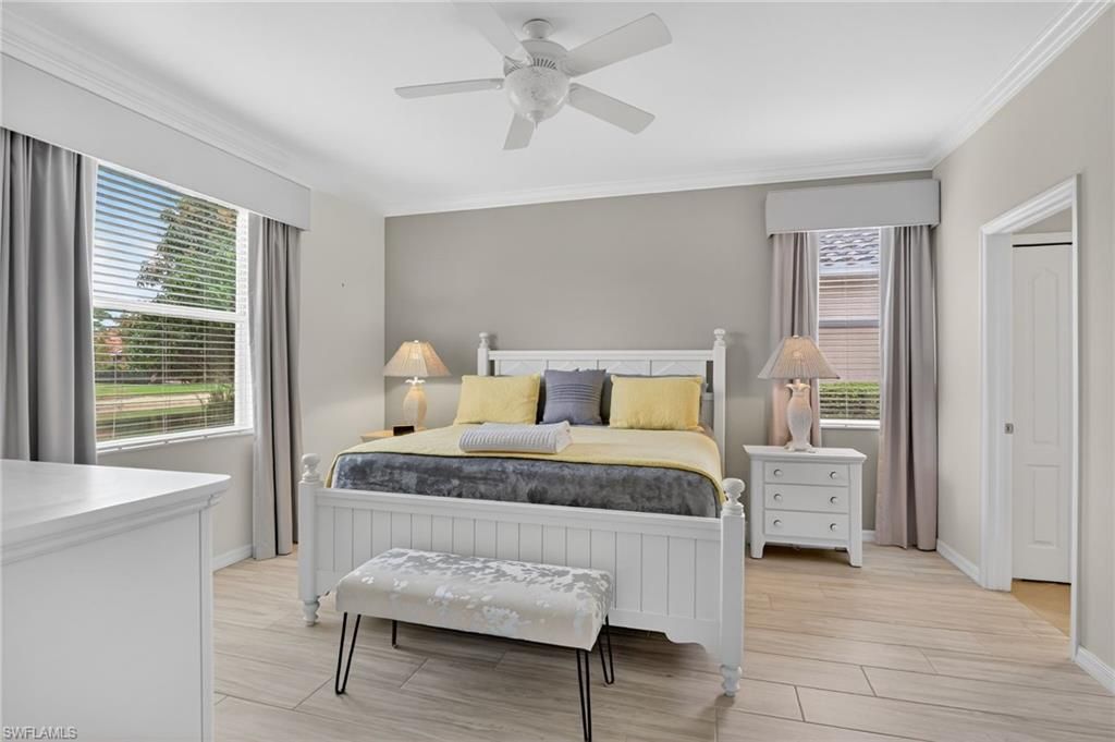 Image 20 of property listing at 3535 Dandolo CIR, Cape Coral, FL 33909