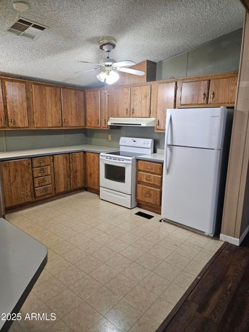 698 S Deer Creek Lane, Sierra Vista, AZ 85635