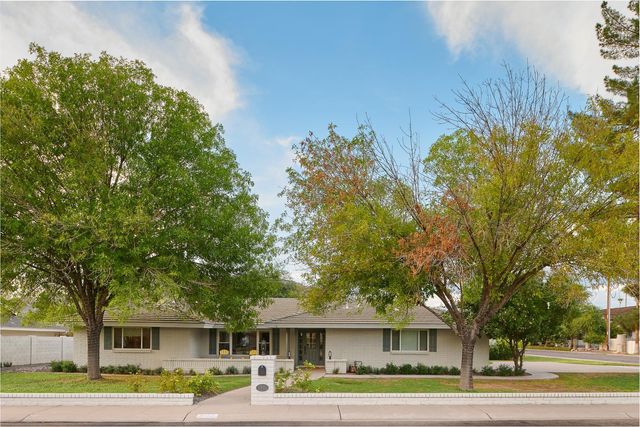 5952 E Calle Tuberia, Phoenix, AZ 85018