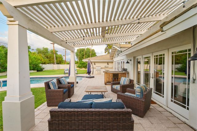 5952 E Calle Tuberia, Phoenix, AZ 85018