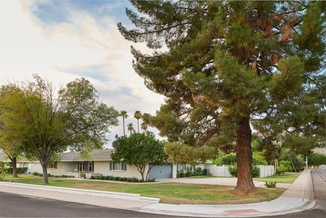 5952 E Calle Tuberia, Phoenix, AZ 85018