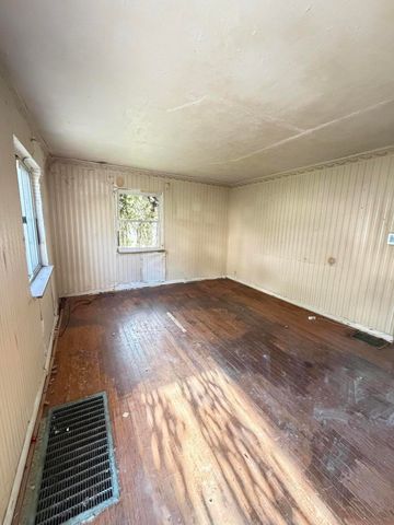 23 Laycock Lane, Newport, KY 41071