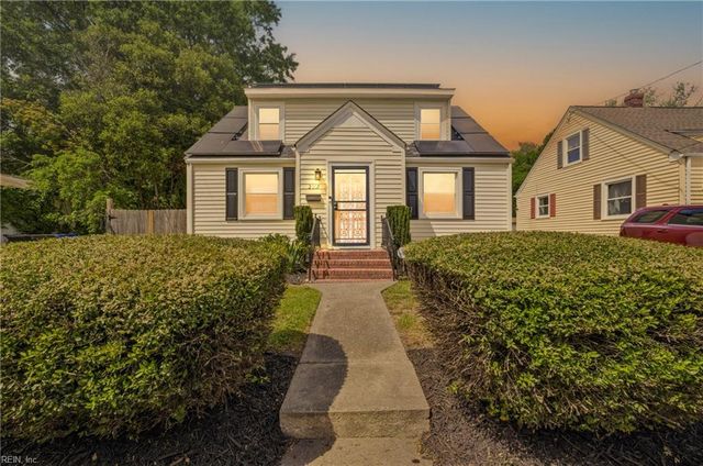 2012 Liverpool ST, Portsmouth, VA 23704