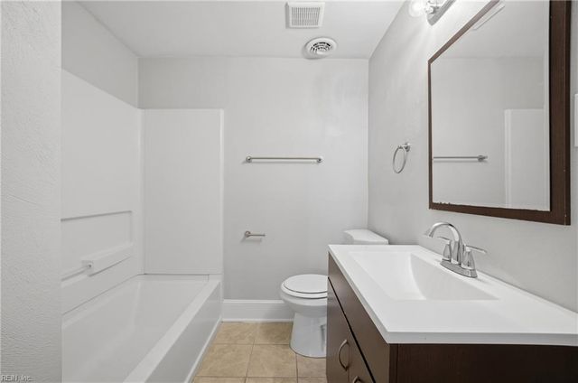 2012 Liverpool ST, Portsmouth, VA 23704