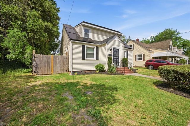 2012 Liverpool ST, Portsmouth, VA 23704