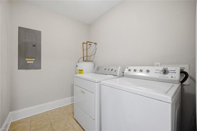 2012 Liverpool ST, Portsmouth, VA 23704