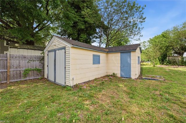 2012 Liverpool ST, Portsmouth, VA 23704
