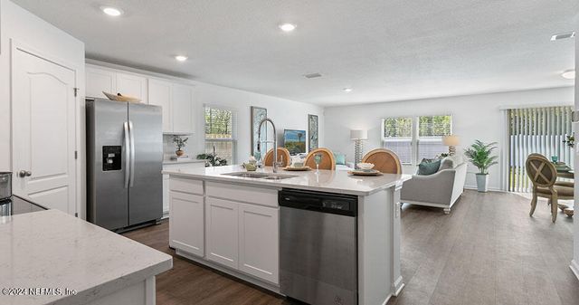 9108 RED BIRD Lane HAYDEN, Jacksonville, FL 32220