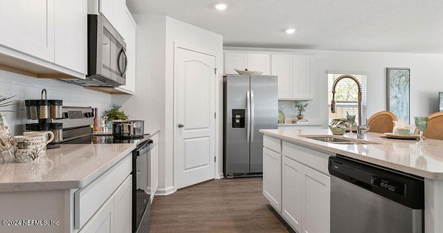 9108 RED BIRD Lane HAYDEN, Jacksonville, FL 32220