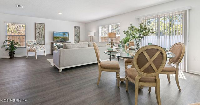 9108 RED BIRD Lane HAYDEN, Jacksonville, FL 32220