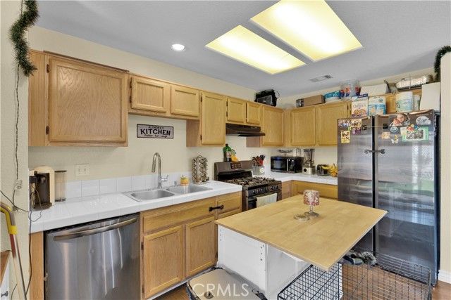 15248 Lynch Court, Adelanto, CA 92301