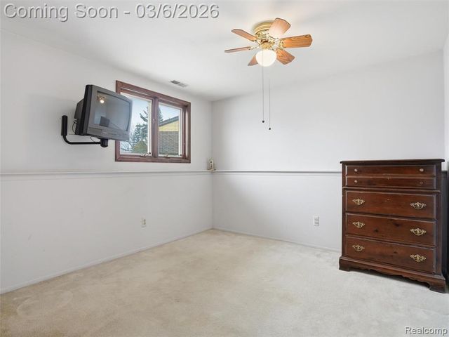 5530 Fox Chase Lane, Clarkston, MI 48346