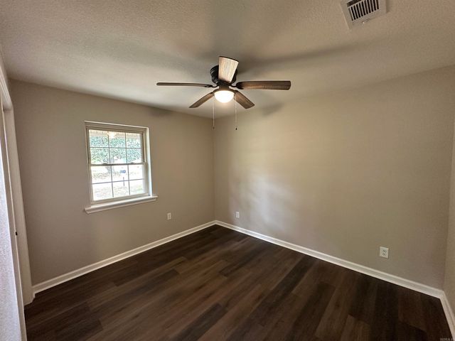 22 Deerwood Drive, Sheridan, AR 72150