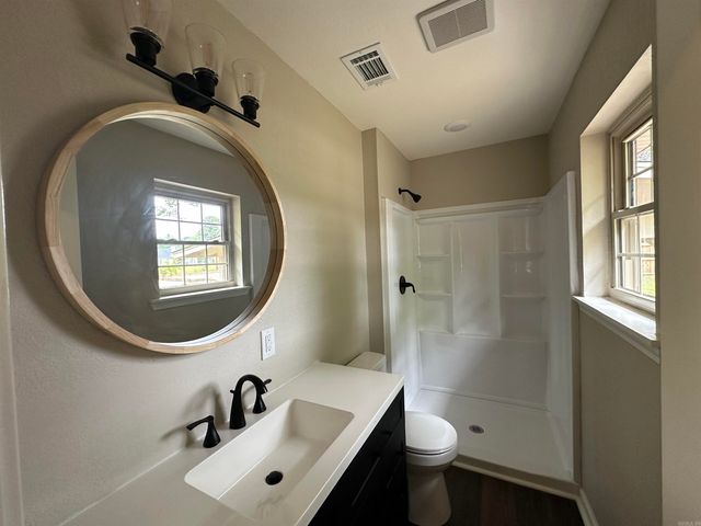 22 Deerwood Drive, Sheridan, AR 72150