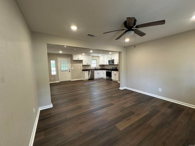 22 Deerwood Drive, Sheridan, AR 72150