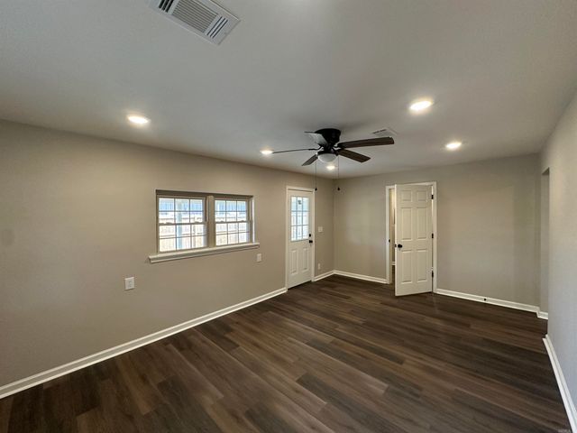 22 Deerwood Drive, Sheridan, AR 72150