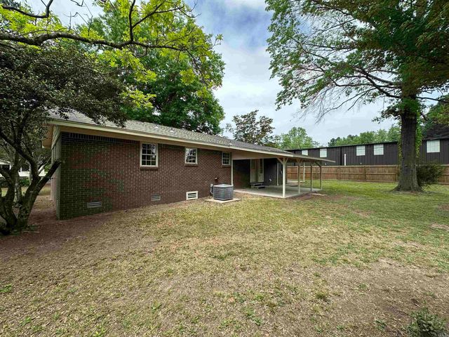 22 Deerwood Drive, Sheridan, AR 72150