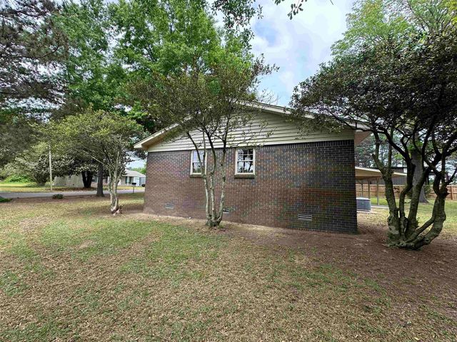 22 Deerwood Drive, Sheridan, AR 72150