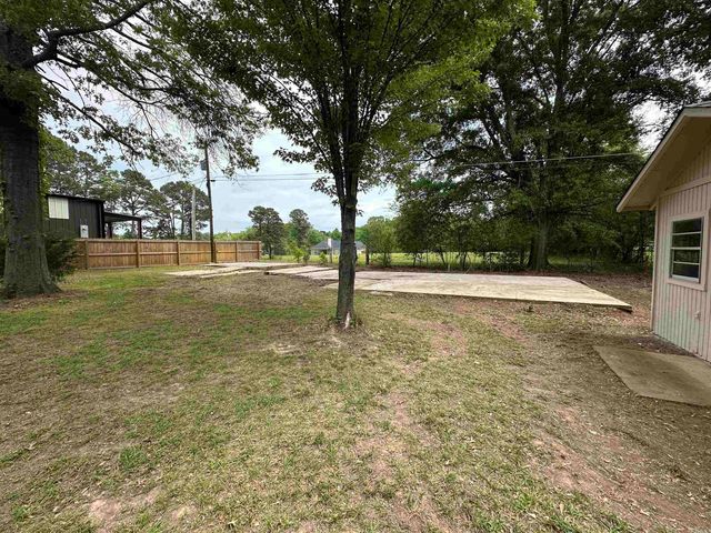 22 Deerwood Drive, Sheridan, AR 72150