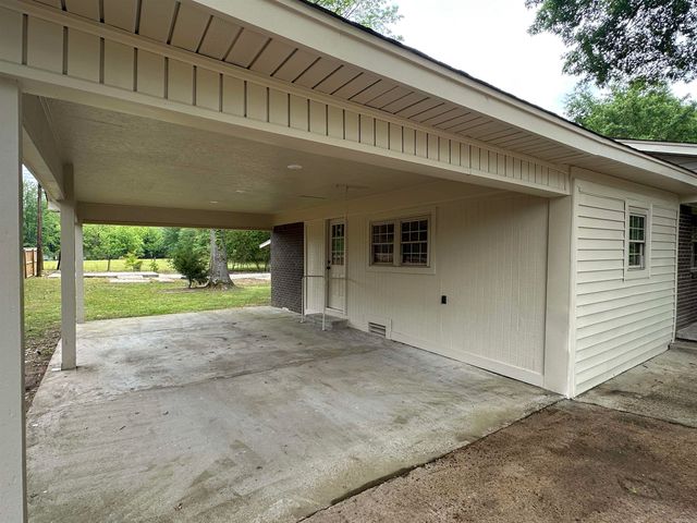 22 Deerwood Drive, Sheridan, AR 72150