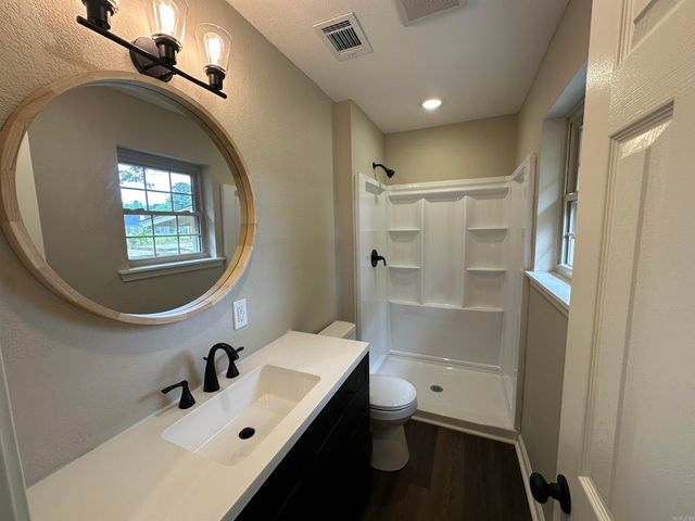 22 Deerwood Drive, Sheridan, AR 72150