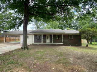 22 Deerwood Drive, Sheridan, AR 72150