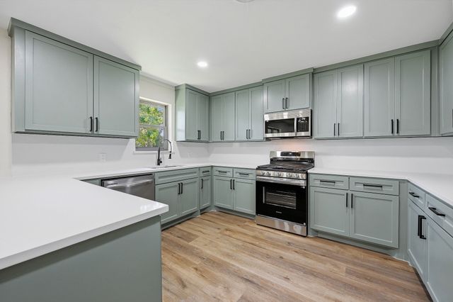 5253 Ruston Avenue, Fort Worth, TX 76133