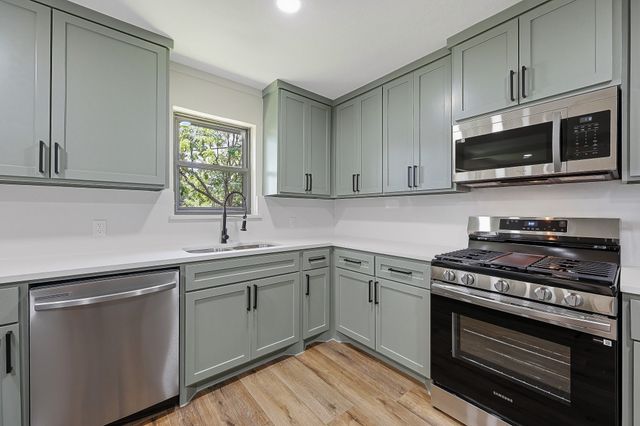 5253 Ruston Avenue, Fort Worth, TX 76133