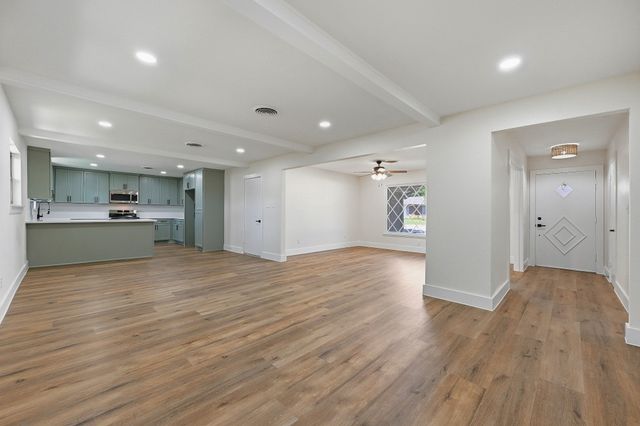 5253 Ruston Avenue, Fort Worth, TX 76133