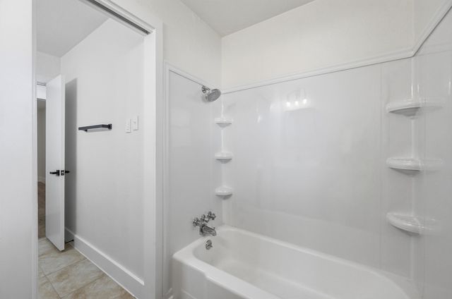 5253 Ruston Avenue, Fort Worth, TX 76133