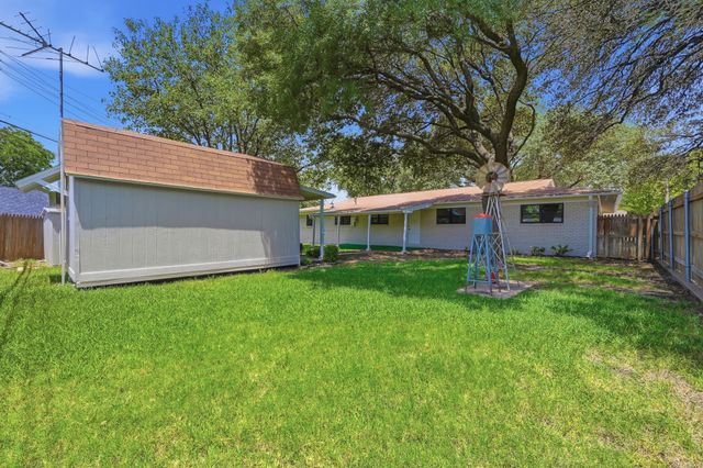 5253 Ruston Avenue, Fort Worth, TX 76133