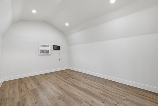 5253 Ruston Avenue, Fort Worth, TX 76133