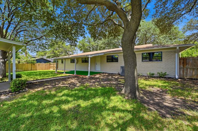 5253 Ruston Avenue, Fort Worth, TX 76133