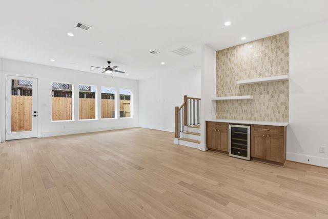 1434 Alexander Street, Houston, TX 77008