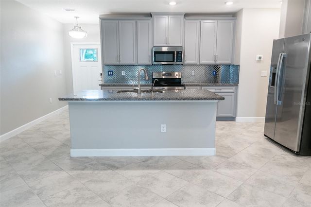 17009 CLEAR CORK DRIVE, Wimauma, FL 33598