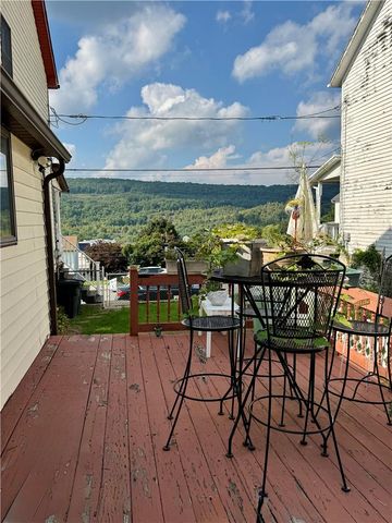 214 East Abbott Street, Lansford, PA 18232