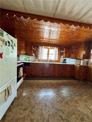 214 East Abbott Street, Lansford, PA 18232