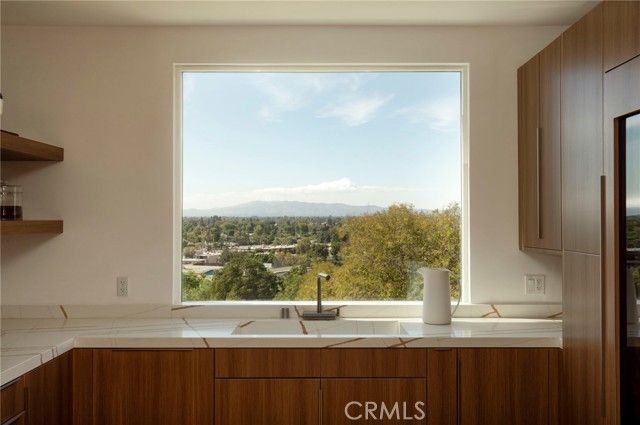 11268 Sunshine Terrace, Studio City (los Angeles), CA 91604