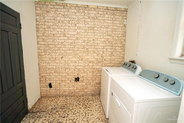 717 Yucca Street, Sullivan City, TX 78595
