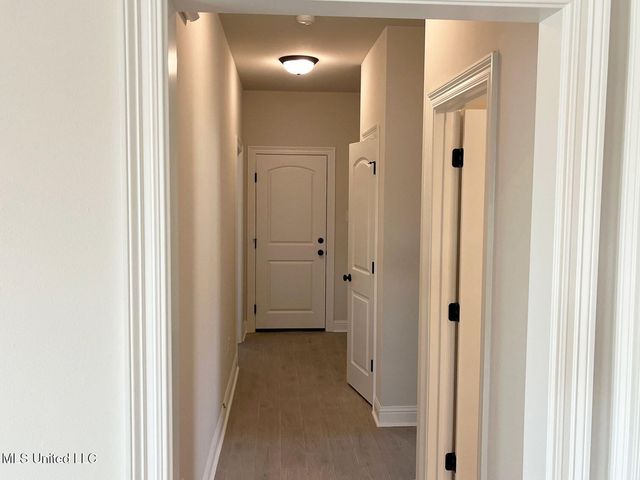 12181 Walker Road, Ocean Springs, MS 39564